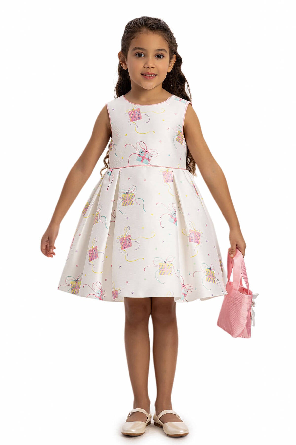 Robe Rose avec belore et sac à main 3-7 AGE
