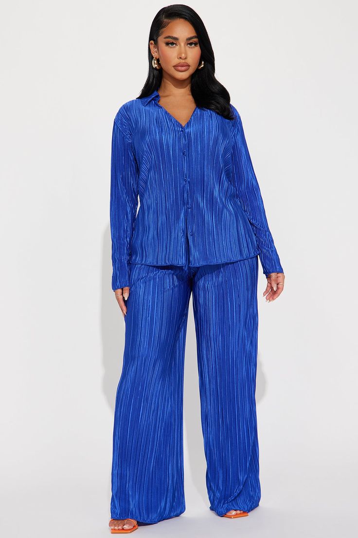 Blouse en Soie & Pantalon Cigarette – Business Élite