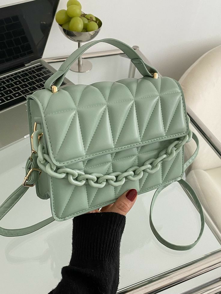 Pochette de cocktail